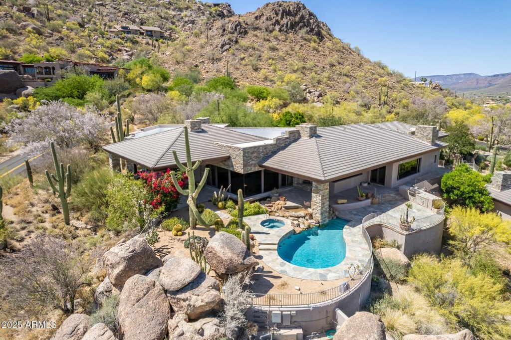 Carefree, Arizona, 85377, United States, 4 Bedrooms Bedrooms, ,5 BathroomsBathrooms,Residential,Forsale,1933917