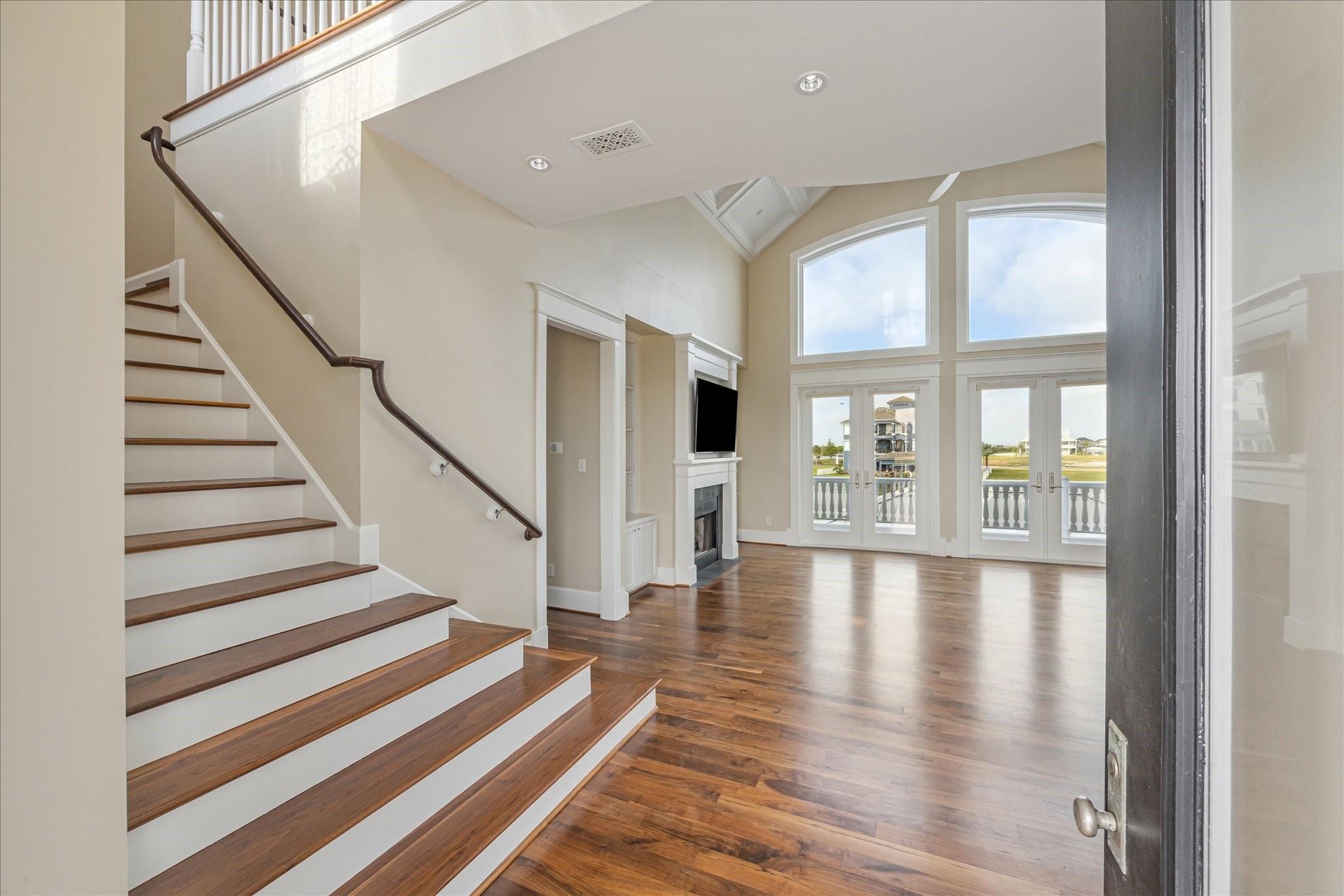 Hitchcock, Texas, 77563, United States, 4 Bedrooms Bedrooms, ,3 BathroomsBathrooms,Residential,Forsale,1953060