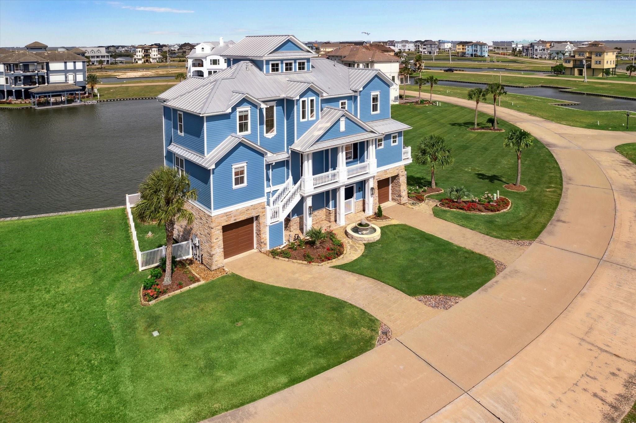 Hitchcock, Texas, 77563, United States, 4 Bedrooms Bedrooms, ,3 BathroomsBathrooms,Residential,Forsale,1953060