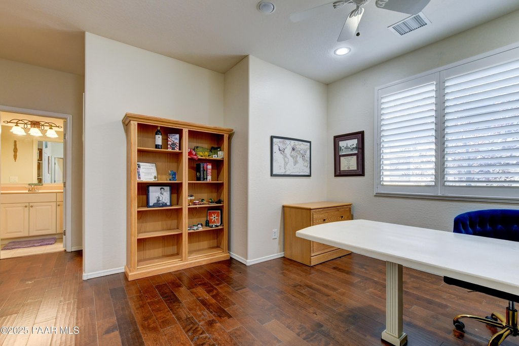 Prescott Valley, Arizona, 86314, United States, 3 Bedrooms Bedrooms, ,2 BathroomsBathrooms,Residential,Forsale,1903155
