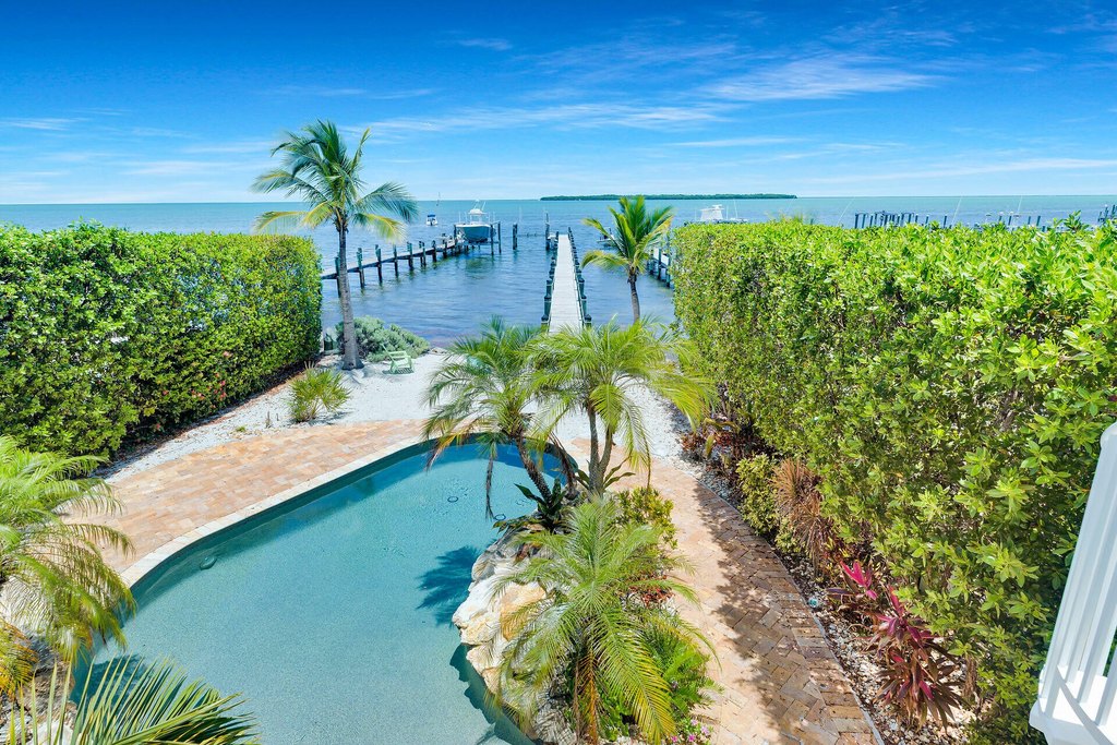 Key Largo, Florida, 33070, United States, 3 Bedrooms Bedrooms, ,2 BathroomsBathrooms,Residential,Forsale,1944349