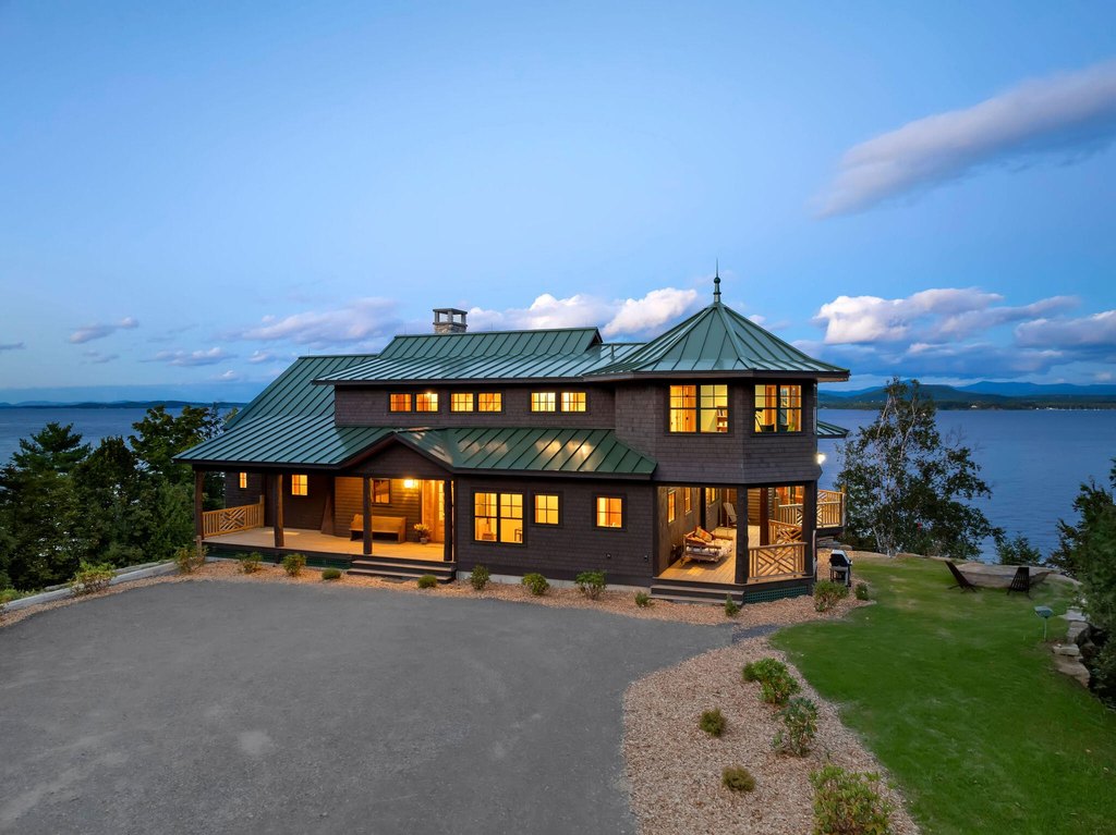Essex, New York, 12936, United States, 6 Bedrooms Bedrooms, ,4.5 BathroomsBathrooms,Residential,Forsale,1953152