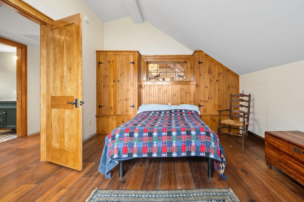 Essex, New York, 12936, United States, 6 Bedrooms Bedrooms, ,4.5 BathroomsBathrooms,Residential,Forsale,1953152