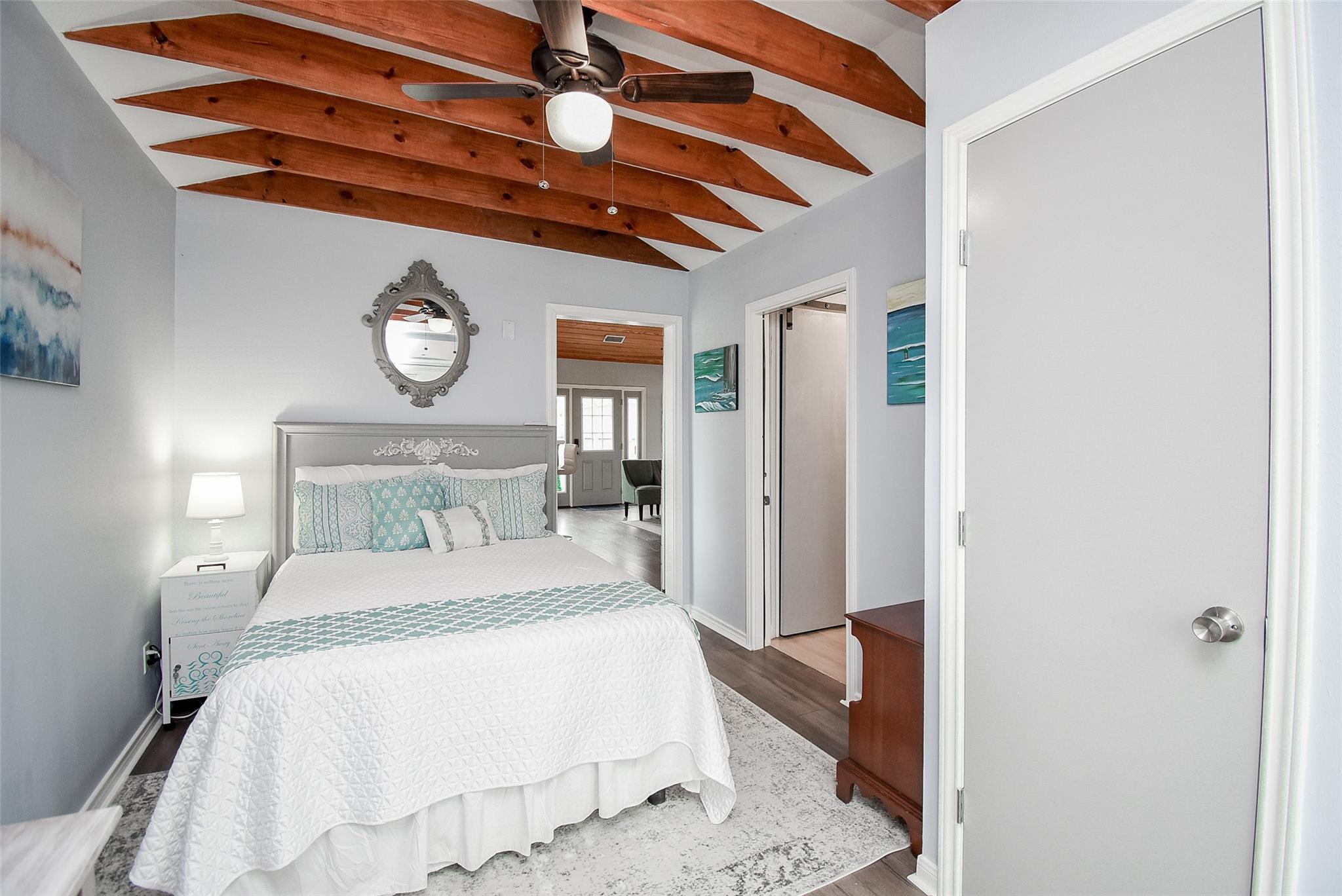 Jamaica Beach, Texas, 77554, United States, 4 Bedrooms Bedrooms, ,3 BathroomsBathrooms,Residential,Forsale,1953067