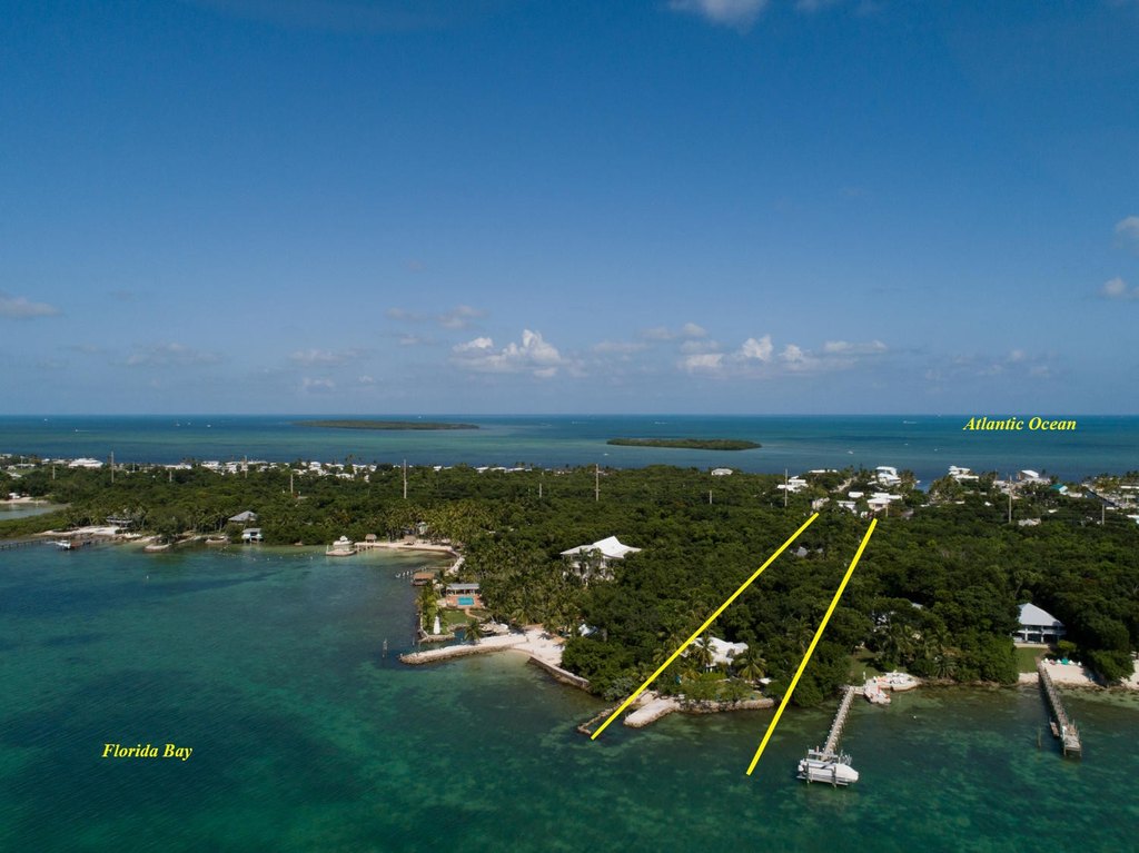 Key Largo, Florida, 33037, United States, 10 Bedrooms Bedrooms, ,9 BathroomsBathrooms,Residential,Forsale,1944409