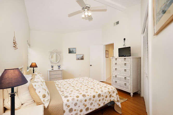 Key Largo, Florida, 33037, United States, 3 Bedrooms Bedrooms, ,3 BathroomsBathrooms,Residential,Forsale,2011068