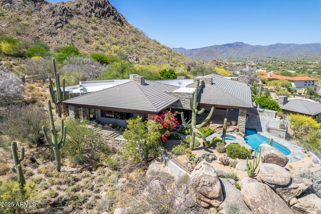 Carefree, Arizona, 85377, United States, 4 Bedrooms Bedrooms, ,5 BathroomsBathrooms,Residential,Forsale,1933917