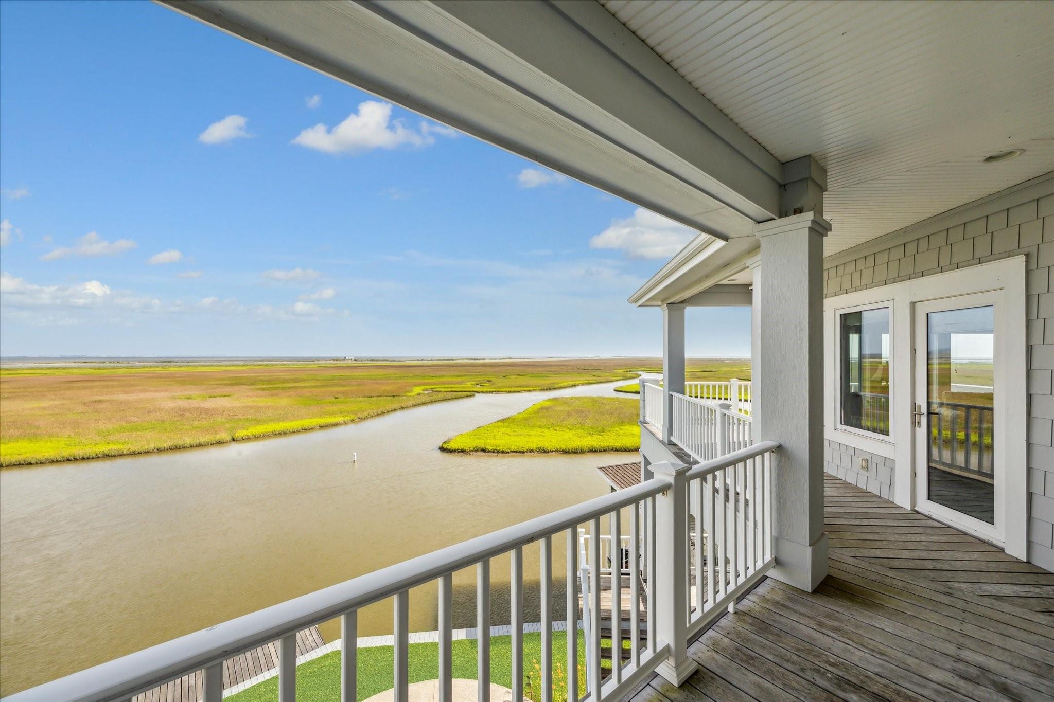 Hitchcock, Texas, 77563, United States, 4 Bedrooms Bedrooms, ,4 BathroomsBathrooms,Residential,Forsale,1953059