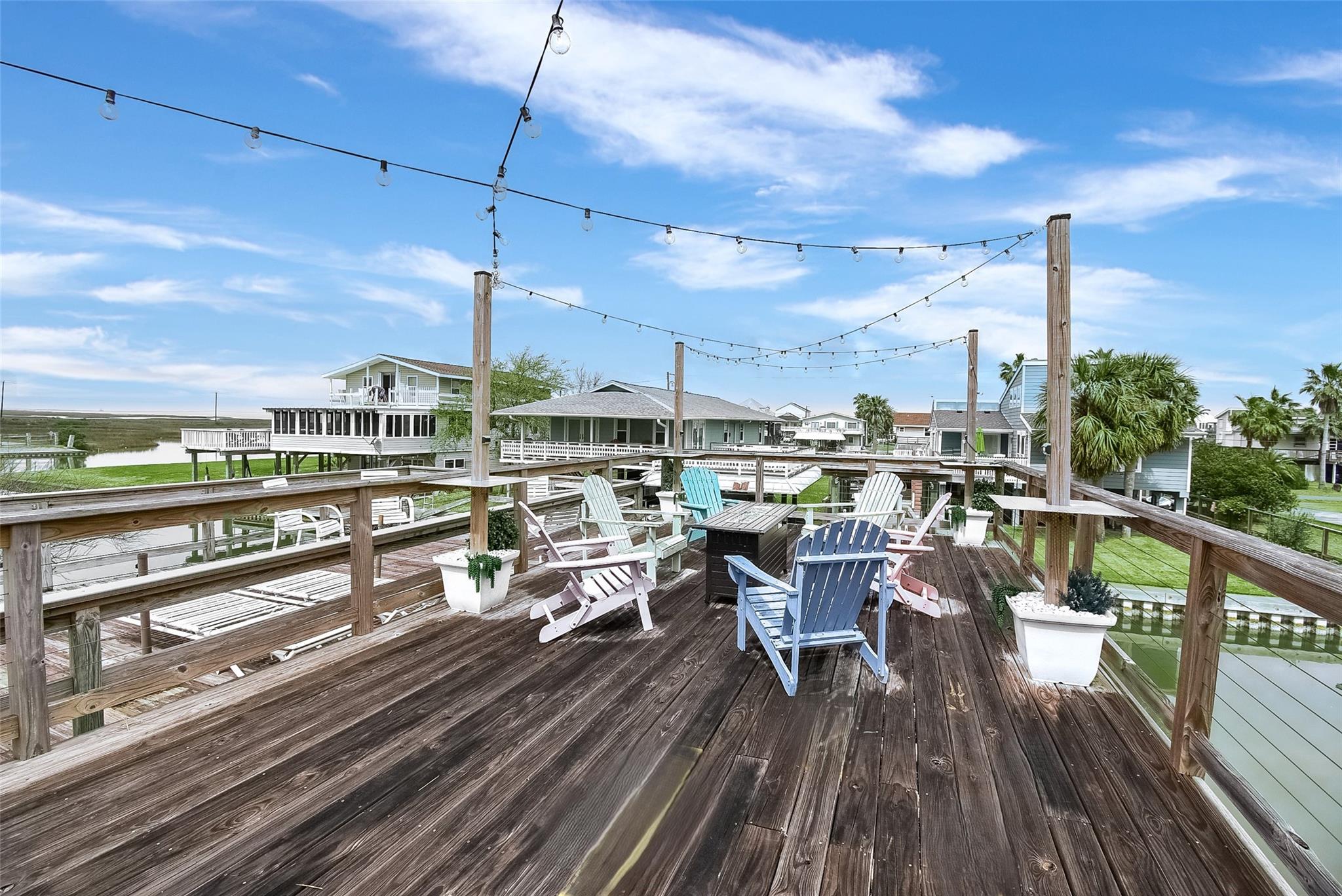 Jamaica Beach, Texas, 77554, United States, 4 Bedrooms Bedrooms, ,3 BathroomsBathrooms,Residential,Forsale,1953067