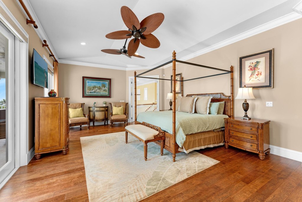 Lower Matecumbe, Florida, 33036, United States, 5 Bedrooms Bedrooms, ,5.5 BathroomsBathrooms,Residential,Forsale,1971975