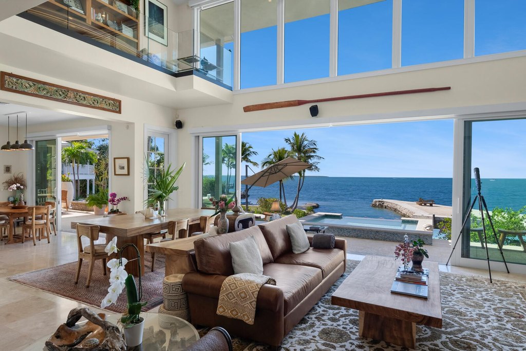 Upper Matecumbe Key Islamorada, Florida, 33036, United States, 7 Bedrooms Bedrooms, ,9.5 BathroomsBathrooms,Residential,Forsale,1971981