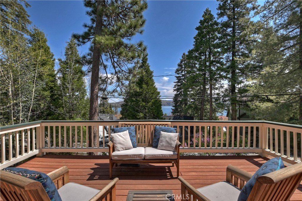 Lake Arrowhead, California, 92352, United States, 3 Bedrooms Bedrooms, ,3.5 BathroomsBathrooms,Residential,Forsale,1886298