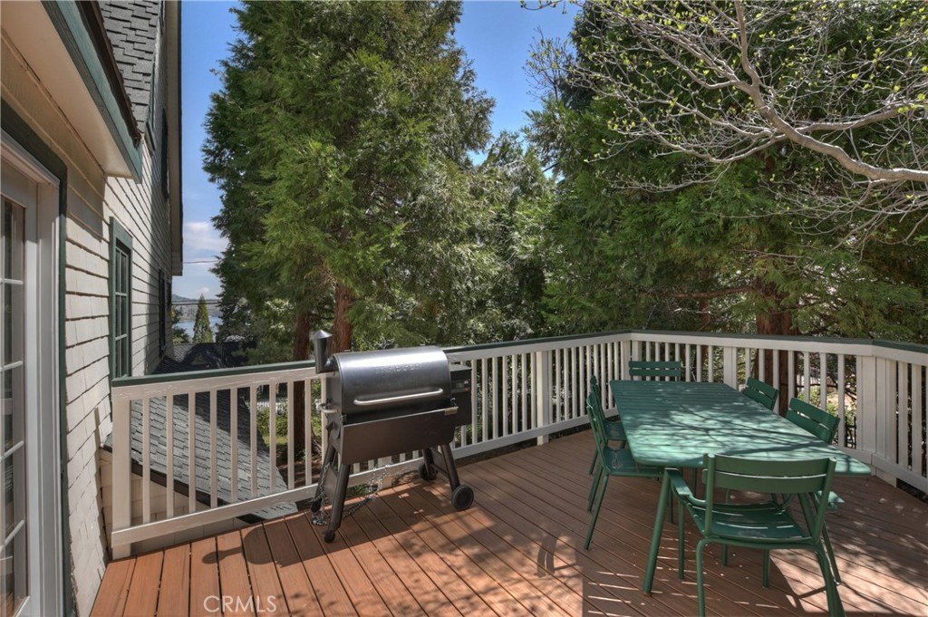 Lake Arrowhead, California, 92352, United States, 3 Bedrooms Bedrooms, ,3.5 BathroomsBathrooms,Residential,Forsale,1886298