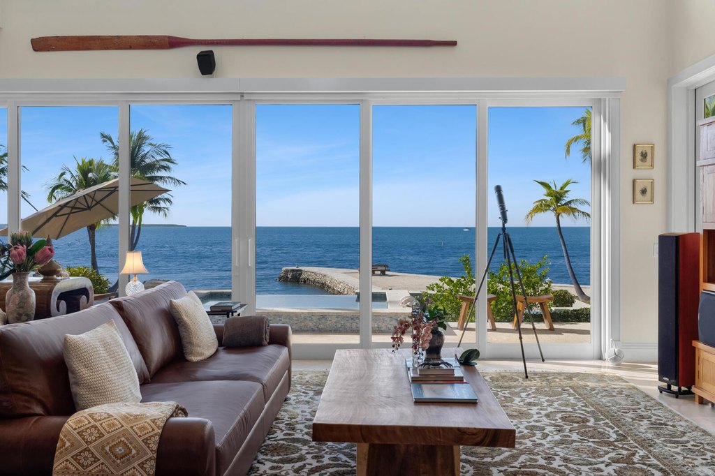 Upper Matecumbe Key Islamorada, Florida, 33036, United States, 7 Bedrooms Bedrooms, ,9.5 BathroomsBathrooms,Residential,Forsale,1971981