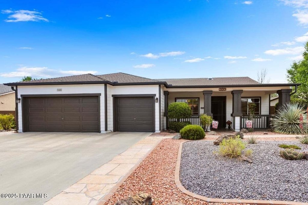 Prescott Valley, Arizona, 86315, United States, 3 Bedrooms Bedrooms, ,2 BathroomsBathrooms,Residential,Forsale,1903159