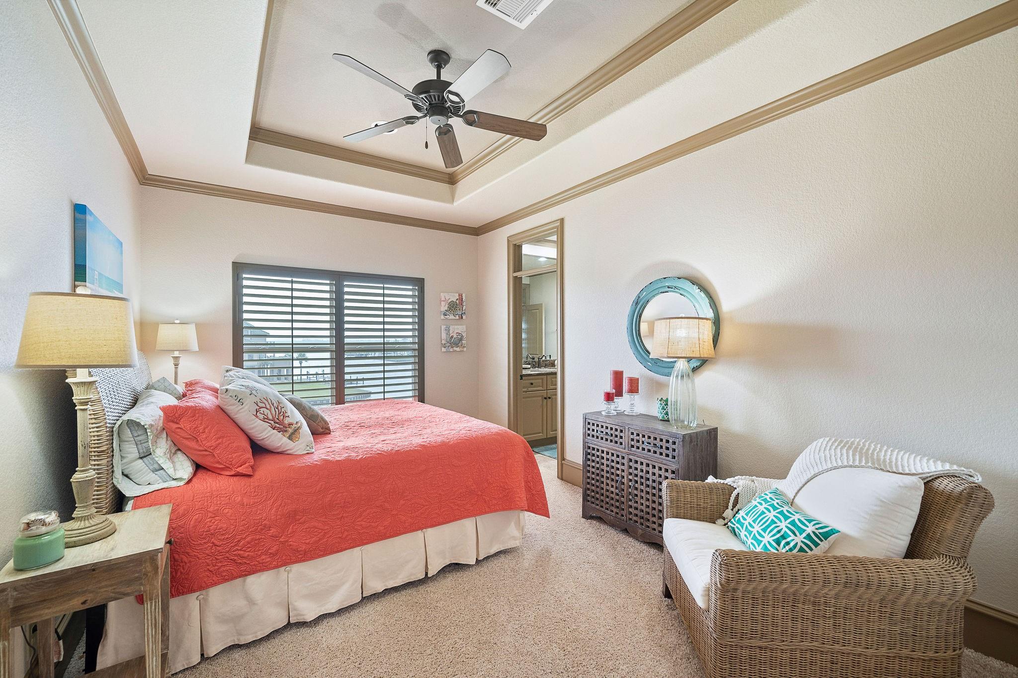 Hitchcock, Texas, 77563, United States, 4 Bedrooms Bedrooms, ,3 BathroomsBathrooms,Residential,Forsale,1953061