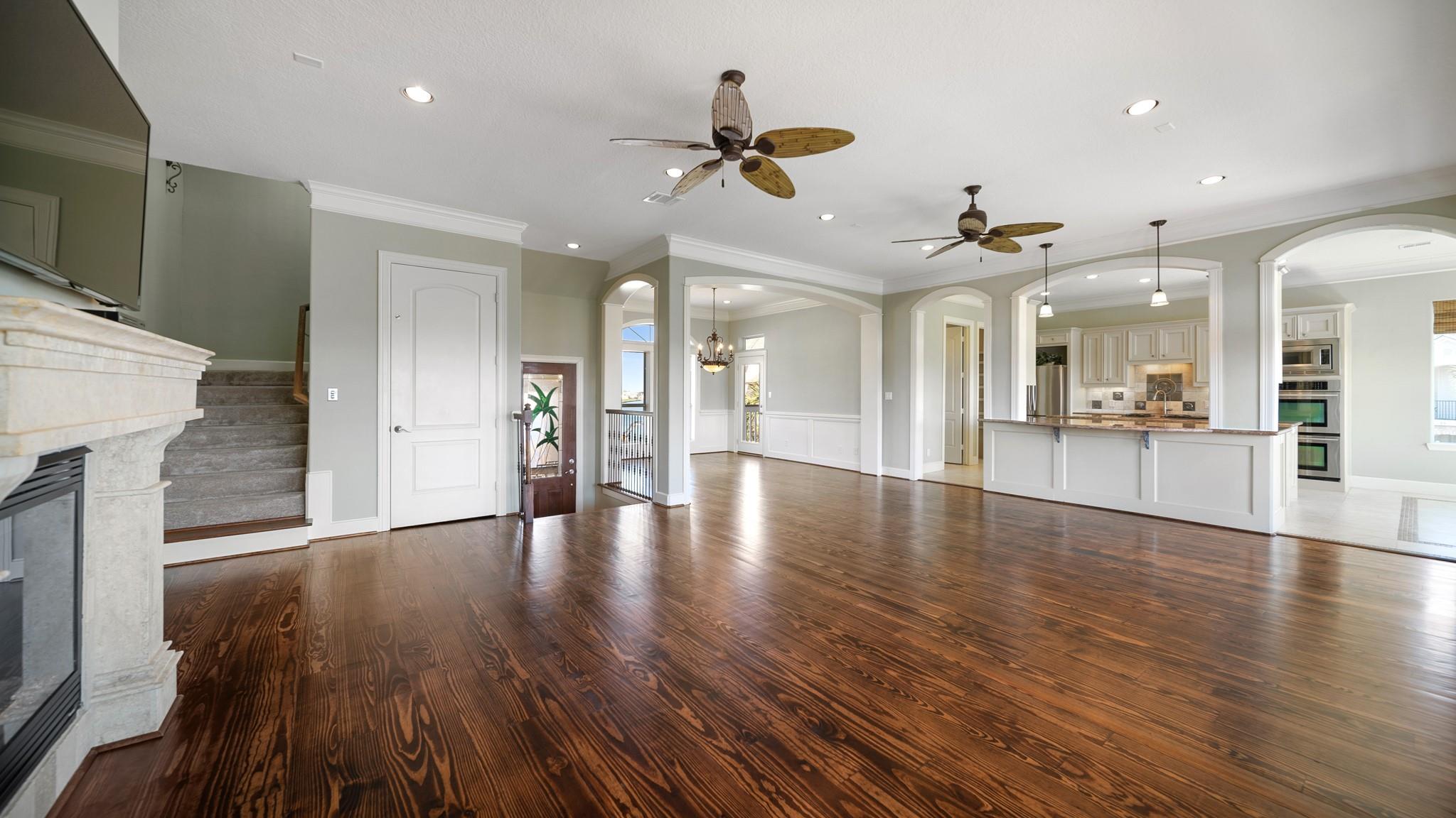 Hitchcock, Texas, 77563, United States, 4 Bedrooms Bedrooms, ,4 BathroomsBathrooms,Residential,Forsale,1934888