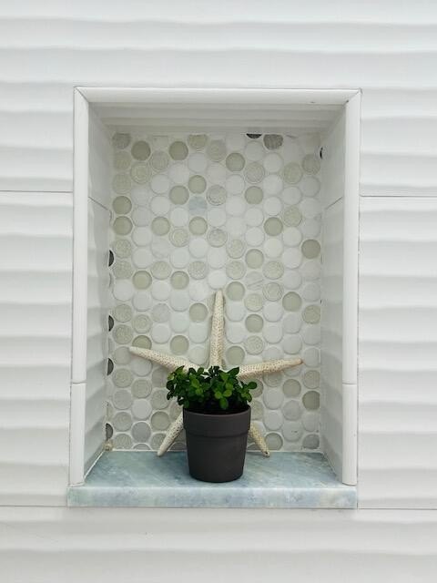 MARATHON, Florida, 33050, United States, 3 Bedrooms Bedrooms, ,2 BathroomsBathrooms,Residential,Forsale,2004363