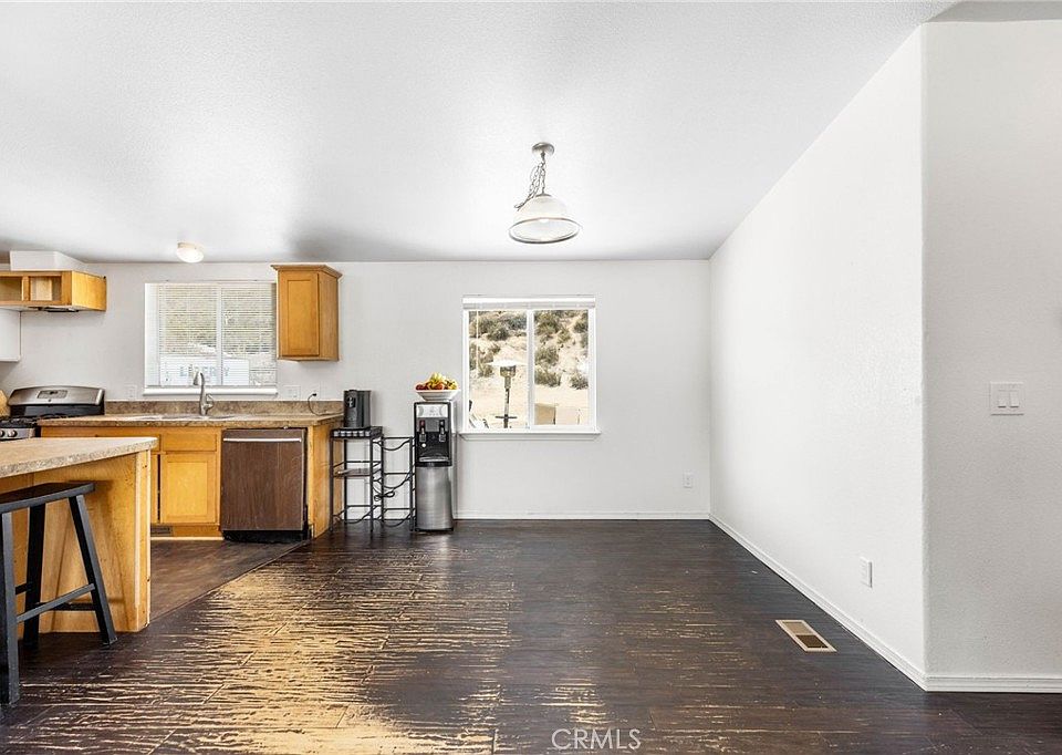 Temecula, California, 92592, United States, 3 Bedrooms Bedrooms, ,2 BathroomsBathrooms,Residential,Forsale,1933750