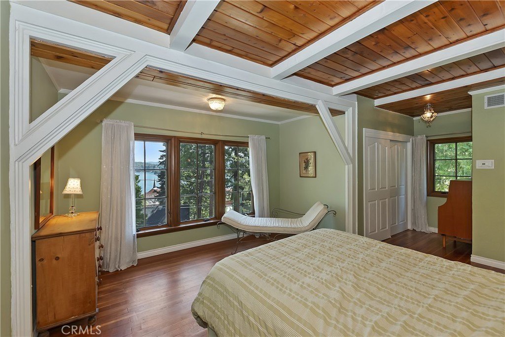 Lake Arrowhead, California, 92352, United States, 3 Bedrooms Bedrooms, ,3.5 BathroomsBathrooms,Residential,Forsale,1886298