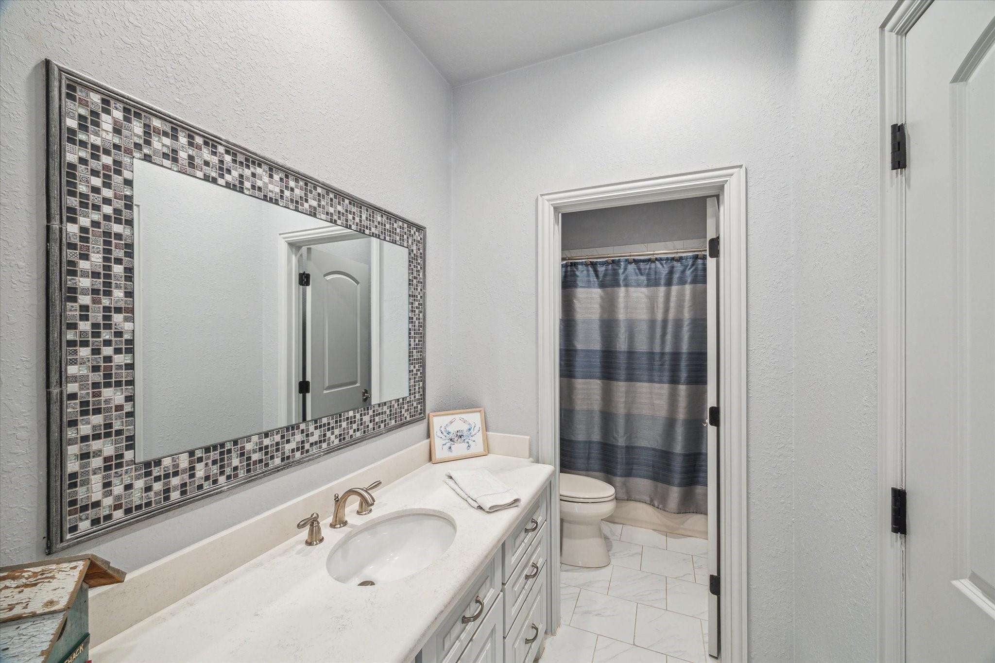 Hitchcock, Texas, 77563, United States, 4 Bedrooms Bedrooms, ,4 BathroomsBathrooms,Residential,Forsale,1953057