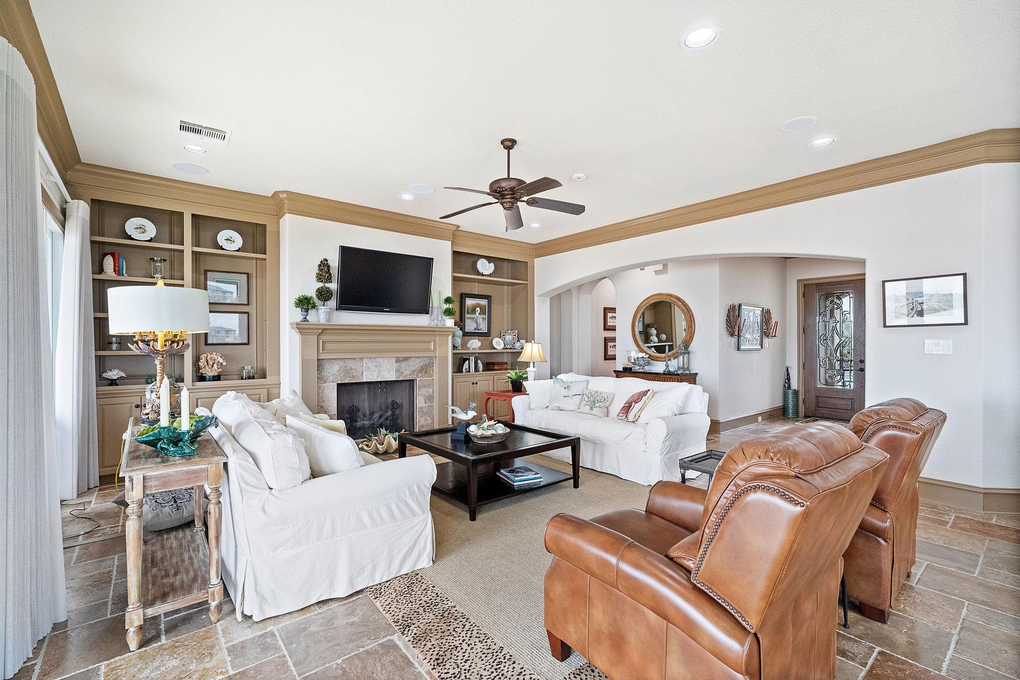 Hitchcock, Texas, 77563, United States, 4 Bedrooms Bedrooms, ,3 BathroomsBathrooms,Residential,Forsale,1953061