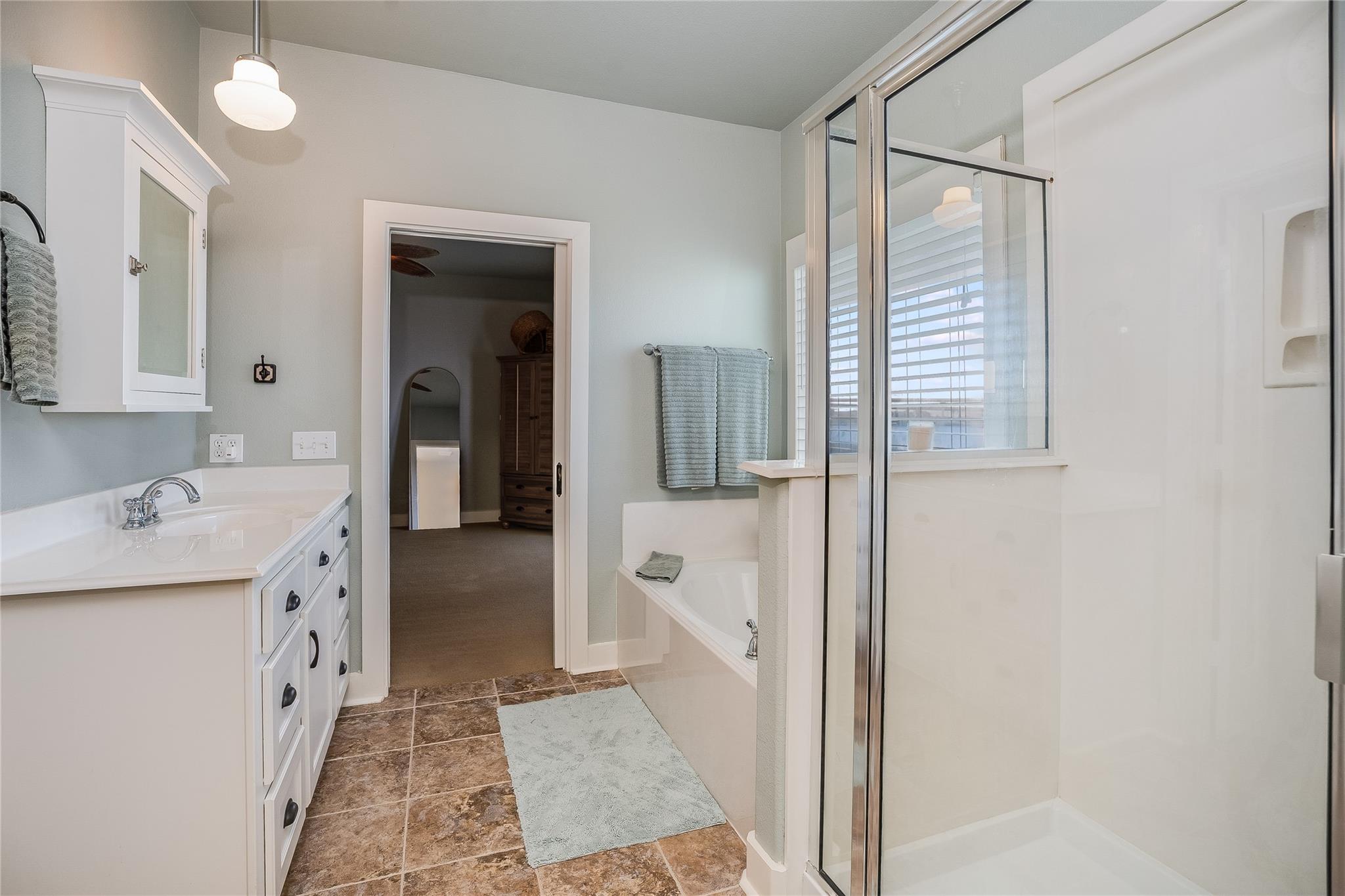 Seabrook, Texas, 77586, United States, 3 Bedrooms Bedrooms, ,2 BathroomsBathrooms,Residential,Forsale,1953064
