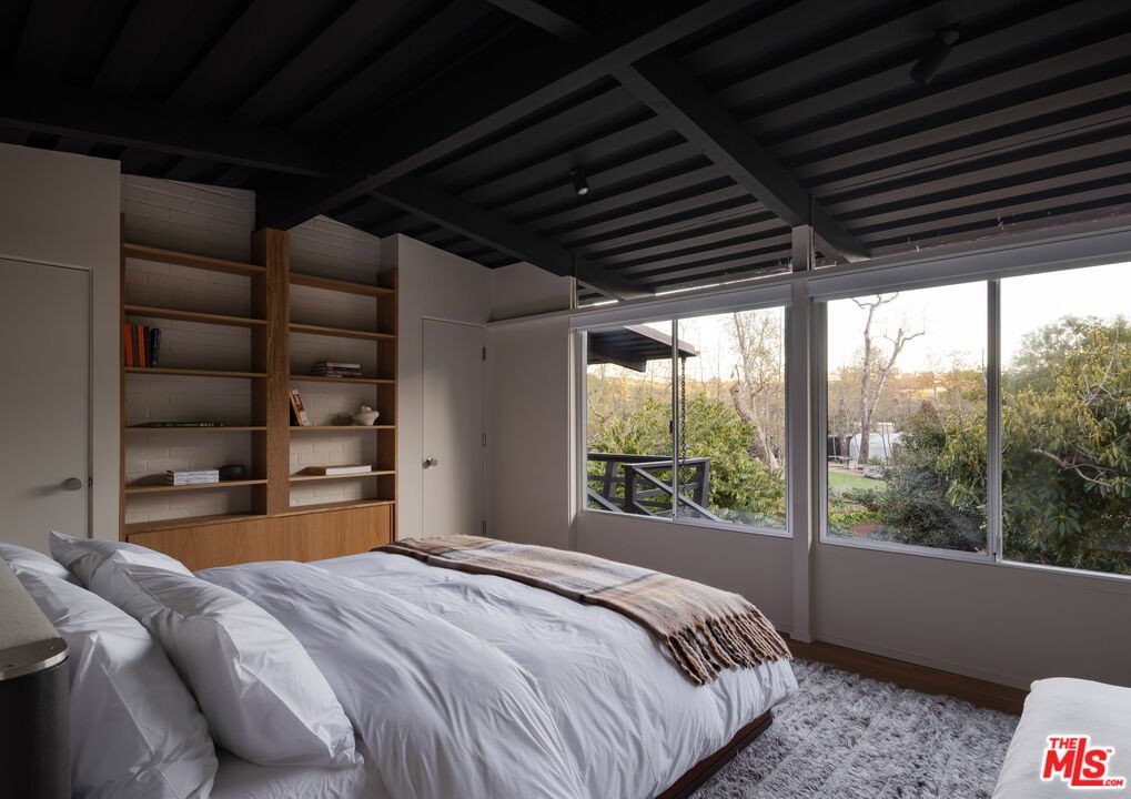 Malibu, California, 90265, United States, 3 Bedrooms Bedrooms, ,3.5 BathroomsBathrooms,Residential,Forsale,1985958