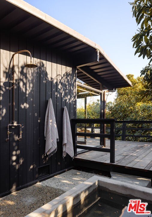 Malibu, California, 90265, United States, 3 Bedrooms Bedrooms, ,3.5 BathroomsBathrooms,Residential,Forsale,1985958