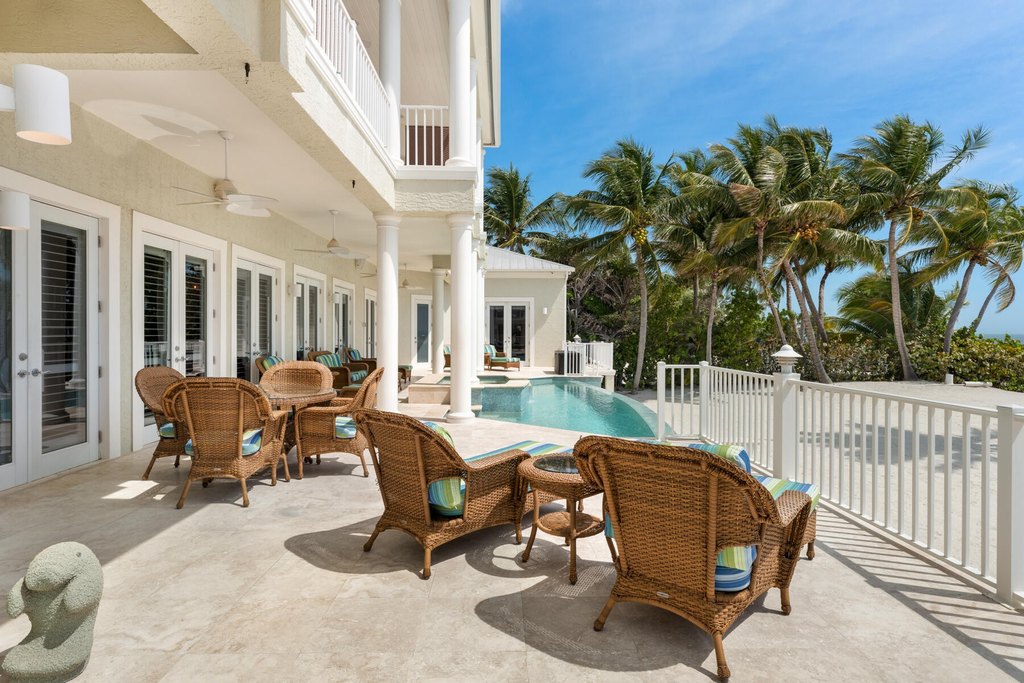 Lower Matecumbe, Florida, 33036, United States, 5 Bedrooms Bedrooms, ,5.5 BathroomsBathrooms,Residential,Forsale,1971975