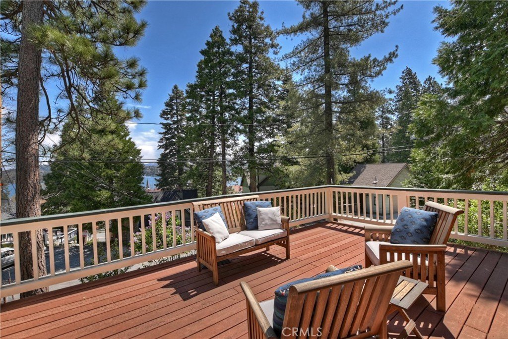 Lake Arrowhead, California, 92352, United States, 3 Bedrooms Bedrooms, ,3.5 BathroomsBathrooms,Residential,Forsale,1886298
