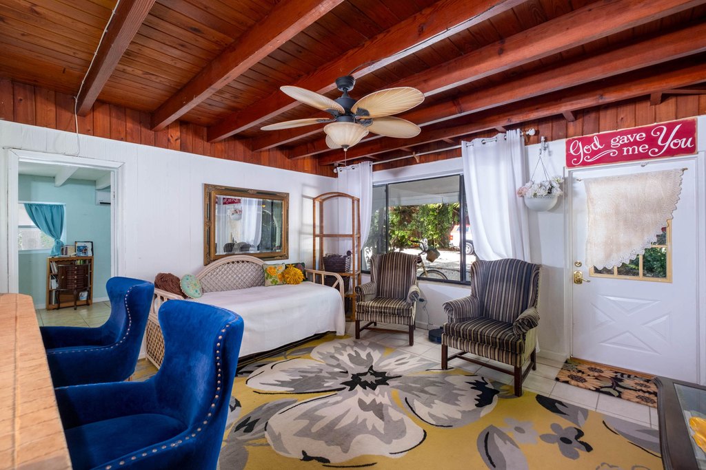 Key Largo, Florida, 33037, United States, 10 Bedrooms Bedrooms, ,9 BathroomsBathrooms,Residential,Forsale,1944409