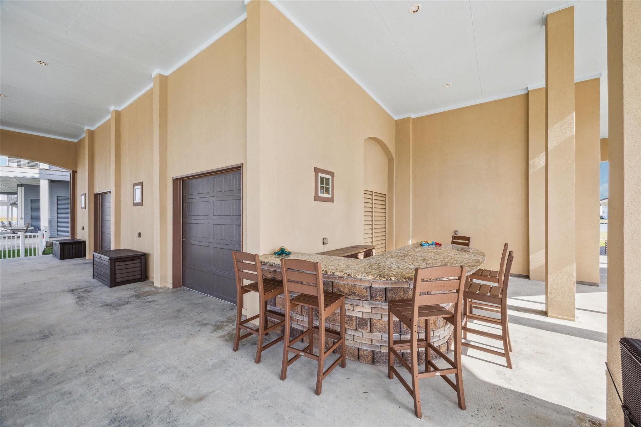Hitchcock, Texas, 77563, United States, 4 Bedrooms Bedrooms, ,4 BathroomsBathrooms,Residential,Forsale,1953057