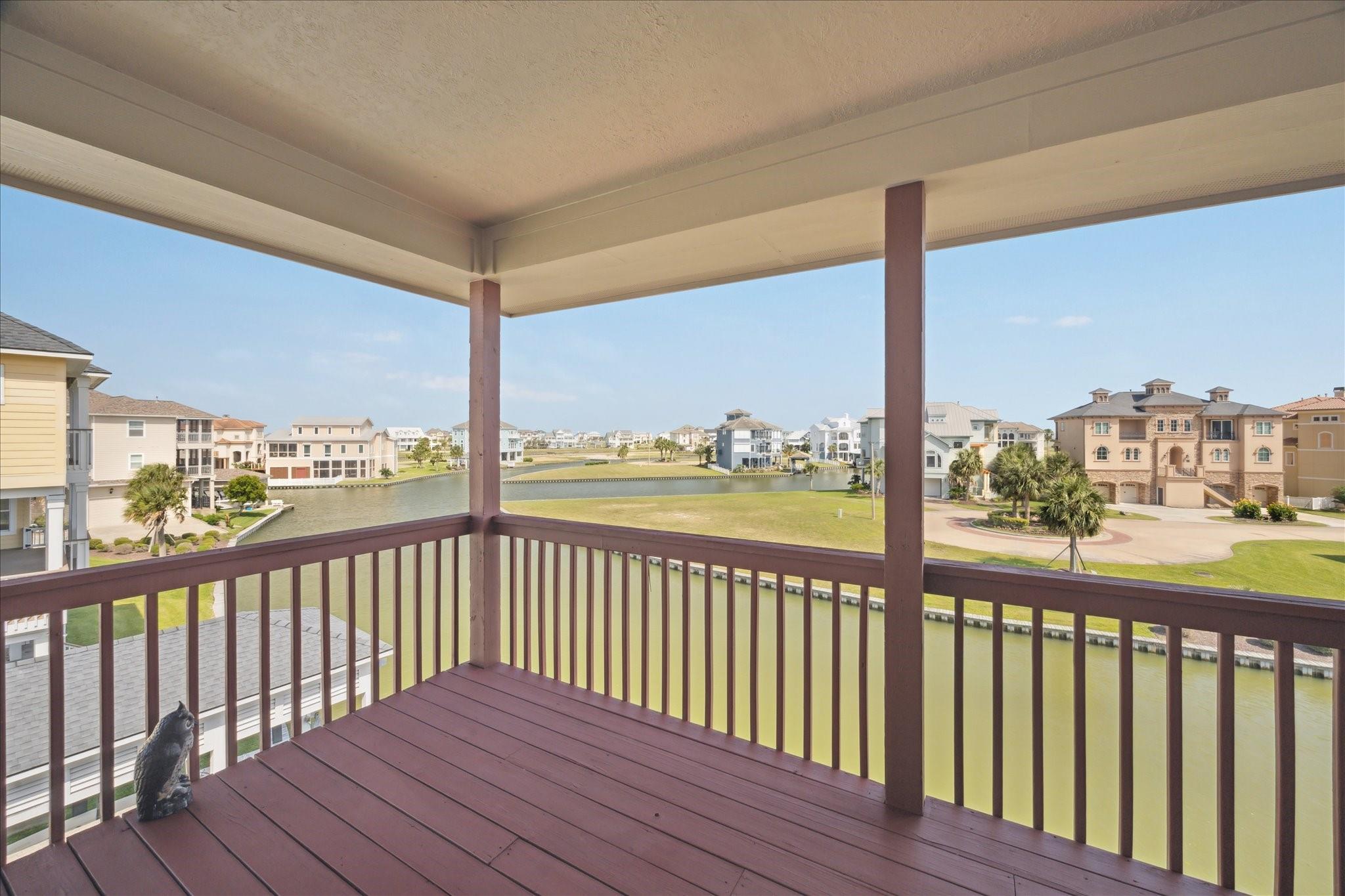 Hitchcock, Texas, 77563, United States, 4 Bedrooms Bedrooms, ,3 BathroomsBathrooms,Residential,Forsale,1953058