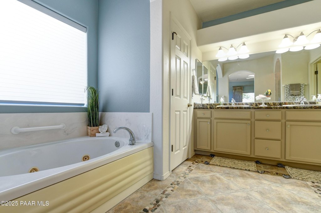 Prescott, Arizona, 86305, United States, 3 Bedrooms Bedrooms, ,2 BathroomsBathrooms,Residential,Forsale,1886195