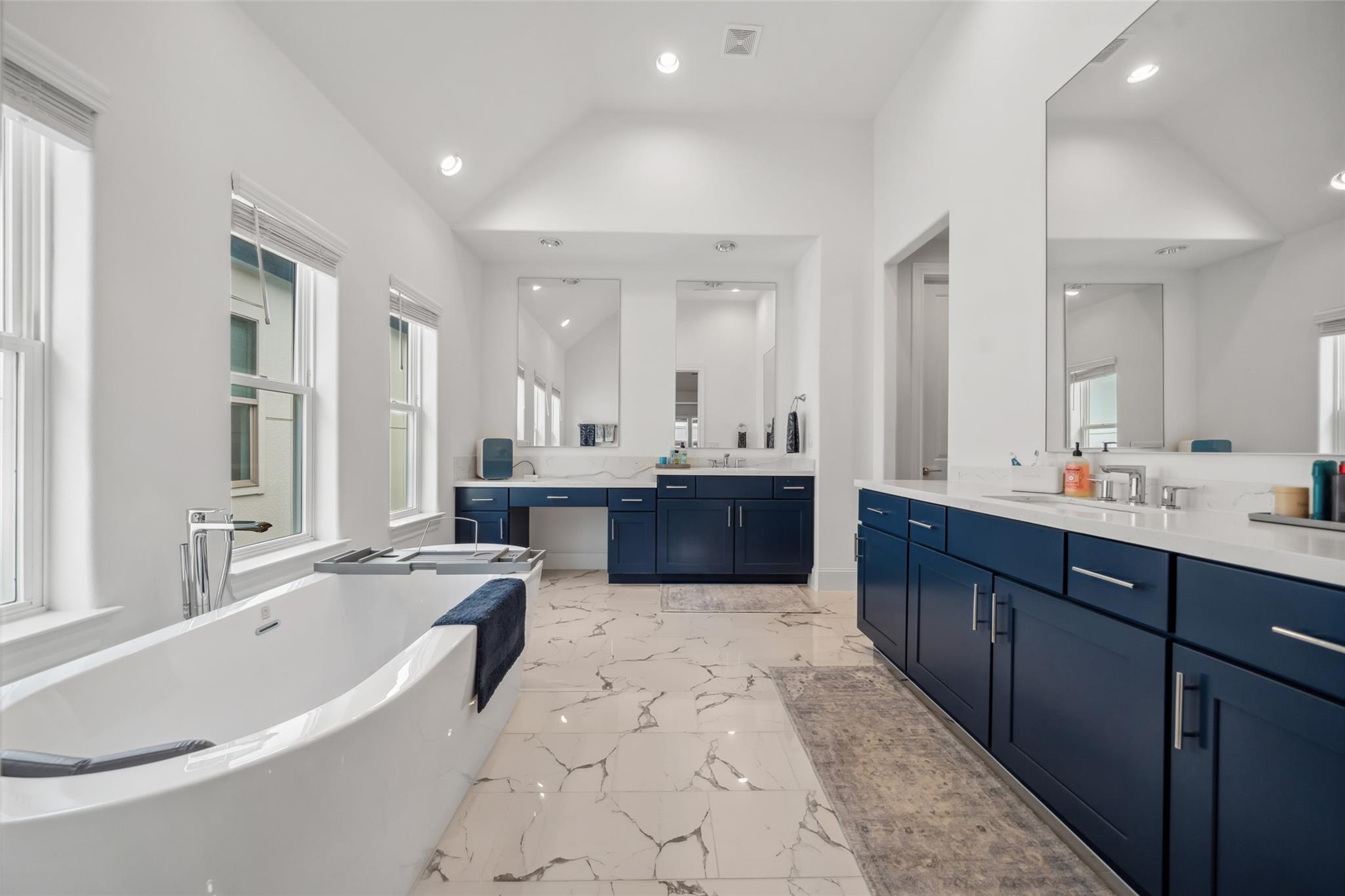 Houston, Texas, 77007, United States, 3 Bedrooms Bedrooms, ,3 BathroomsBathrooms,Residential,Forsale,1953056