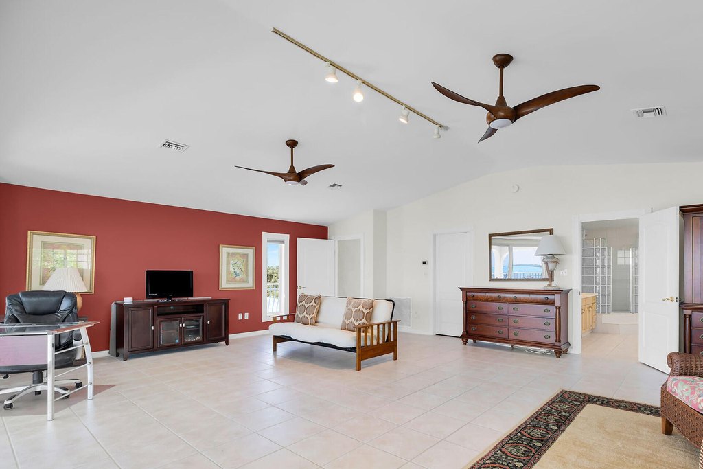 Key Largo, Florida, 33070, United States, 3 Bedrooms Bedrooms, ,2 BathroomsBathrooms,Residential,Forsale,1944349