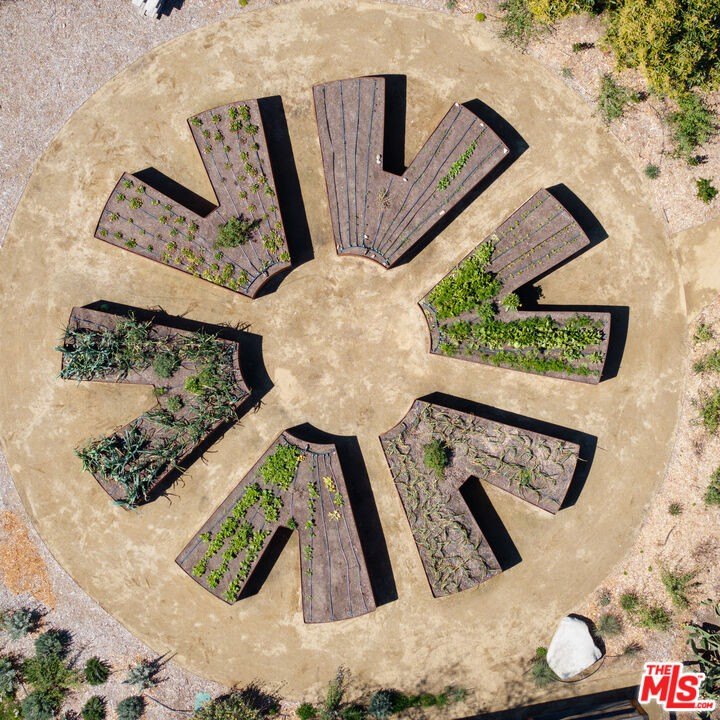 Malibu, California, 90265, United States, 3 Bedrooms Bedrooms, ,3.5 BathroomsBathrooms,Residential,Forsale,1985958