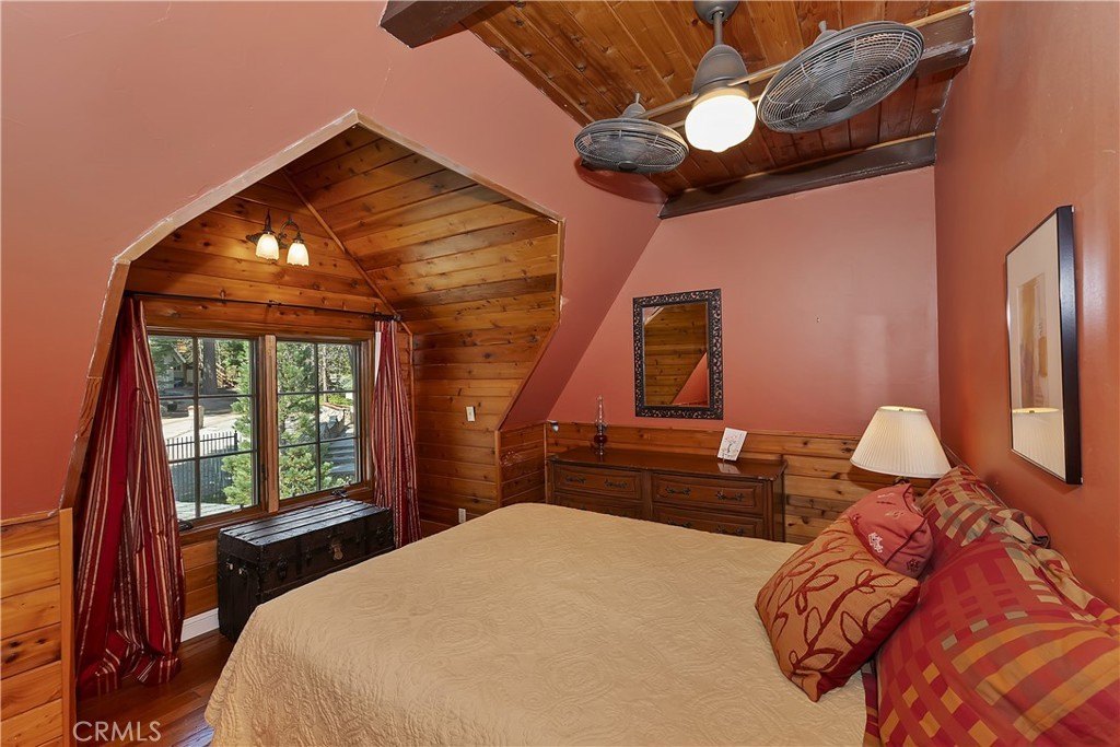 Lake Arrowhead, California, 92352, United States, 3 Bedrooms Bedrooms, ,3.5 BathroomsBathrooms,Residential,Forsale,1886298