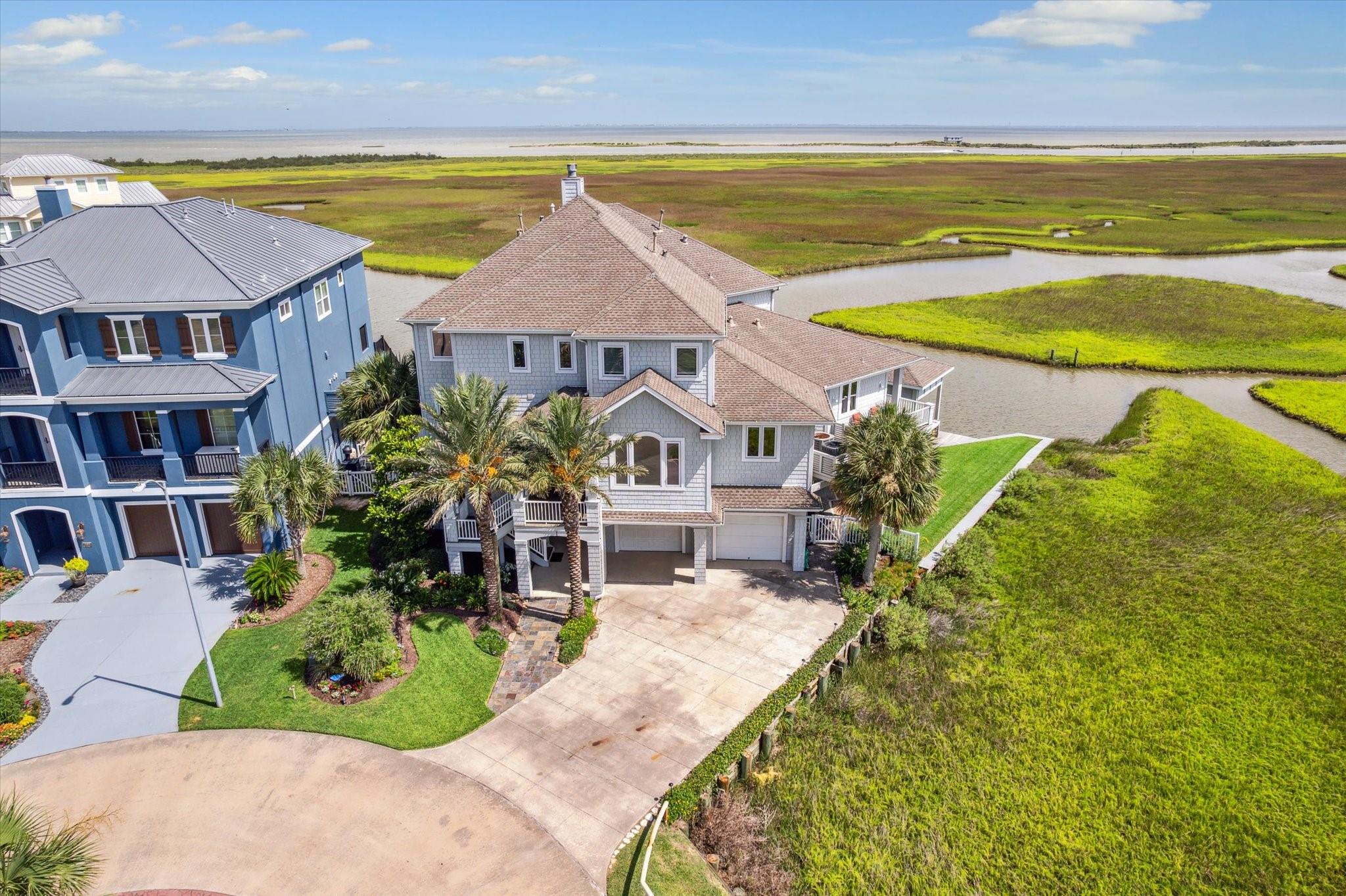 Hitchcock, Texas, 77563, United States, 4 Bedrooms Bedrooms, ,4 BathroomsBathrooms,Residential,Forsale,1953059