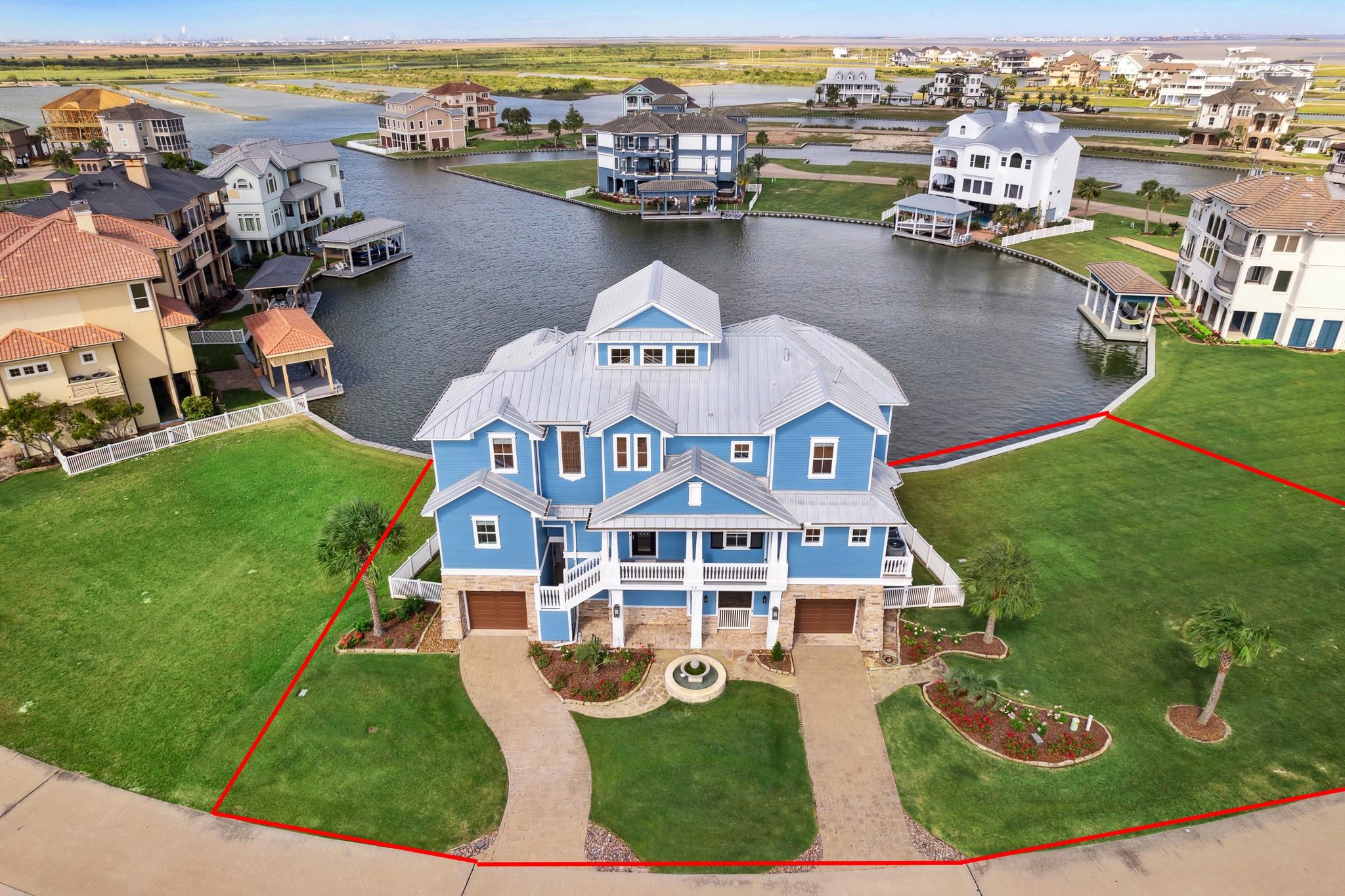 Hitchcock, Texas, 77563, United States, 4 Bedrooms Bedrooms, ,3 BathroomsBathrooms,Residential,Forsale,1953060