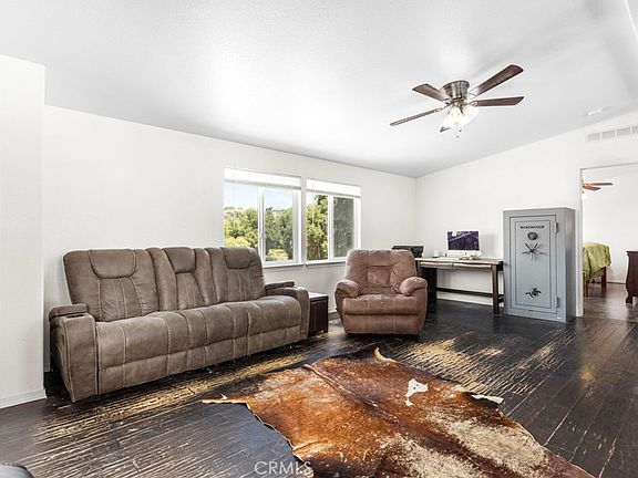 Temecula, California, 92592, United States, 3 Bedrooms Bedrooms, ,2 BathroomsBathrooms,Residential,Forsale,1933750