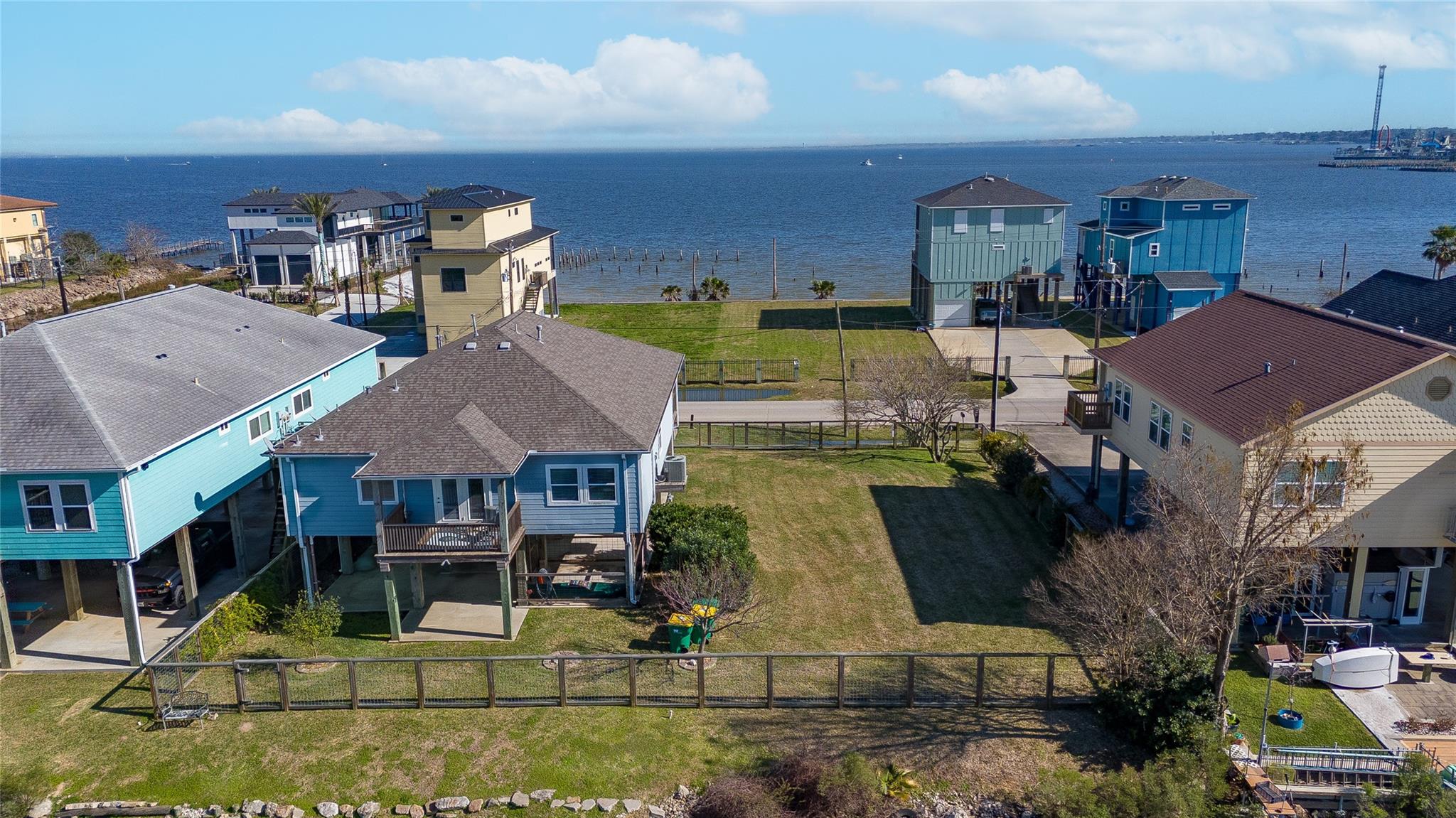 Seabrook, Texas, 77586, United States, 3 Bedrooms Bedrooms, ,2 BathroomsBathrooms,Residential,Forsale,1953064