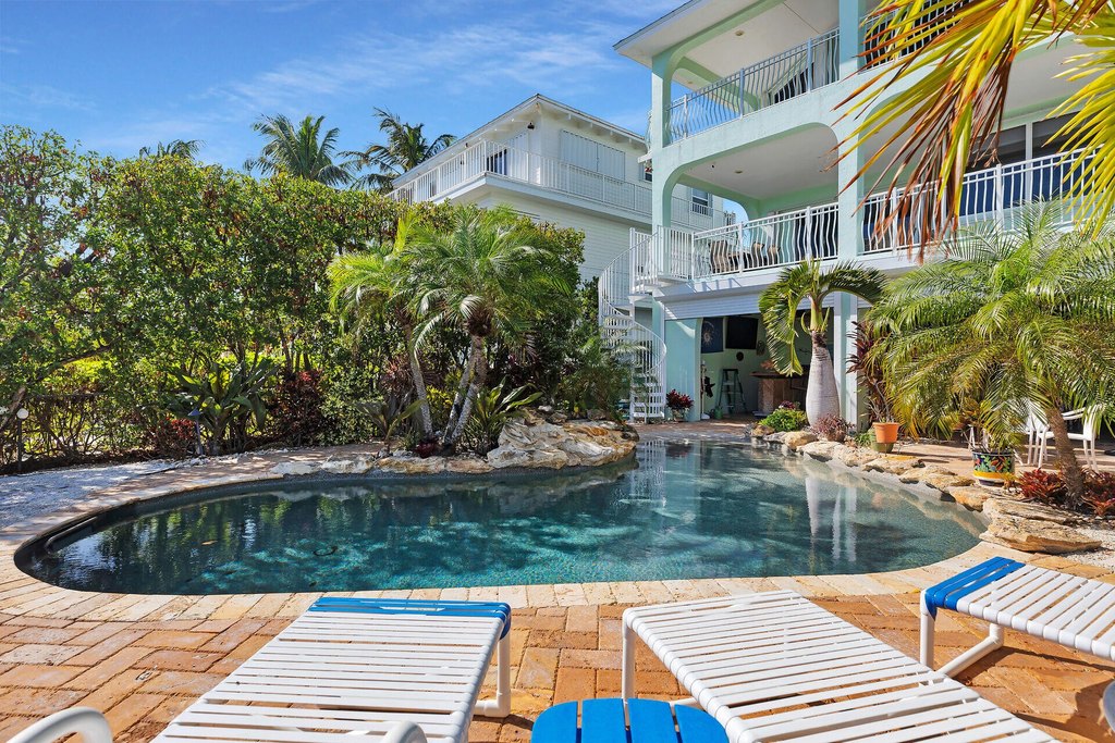 Key Largo, Florida, 33070, United States, 3 Bedrooms Bedrooms, ,2 BathroomsBathrooms,Residential,Forsale,1944349