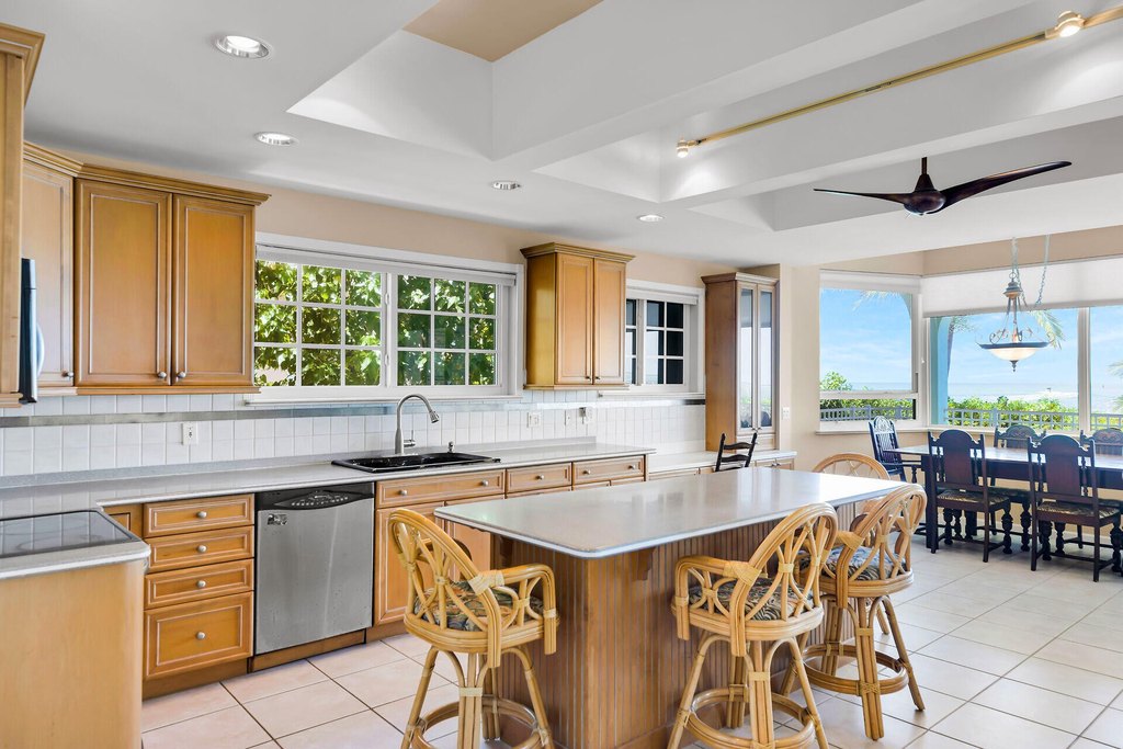 Key Largo, Florida, 33070, United States, 3 Bedrooms Bedrooms, ,2 BathroomsBathrooms,Residential,Forsale,1944349