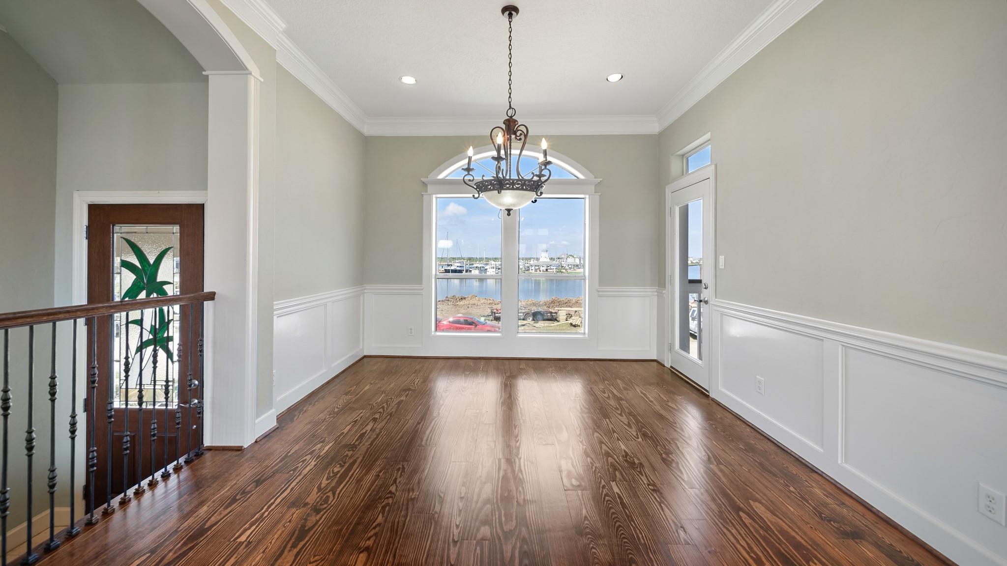 Hitchcock, Texas, 77563, United States, 4 Bedrooms Bedrooms, ,4 BathroomsBathrooms,Residential,Forsale,1934888