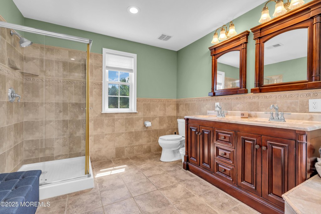 Howell, New Jersey, 07731, United States, 4 Bedrooms Bedrooms, ,2.5 BathroomsBathrooms,Residential,Forsale,1946006