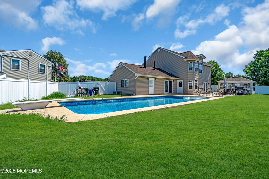 Howell, New Jersey, 07731, United States, 4 Bedrooms Bedrooms, ,2.5 BathroomsBathrooms,Residential,Forsale,1946006