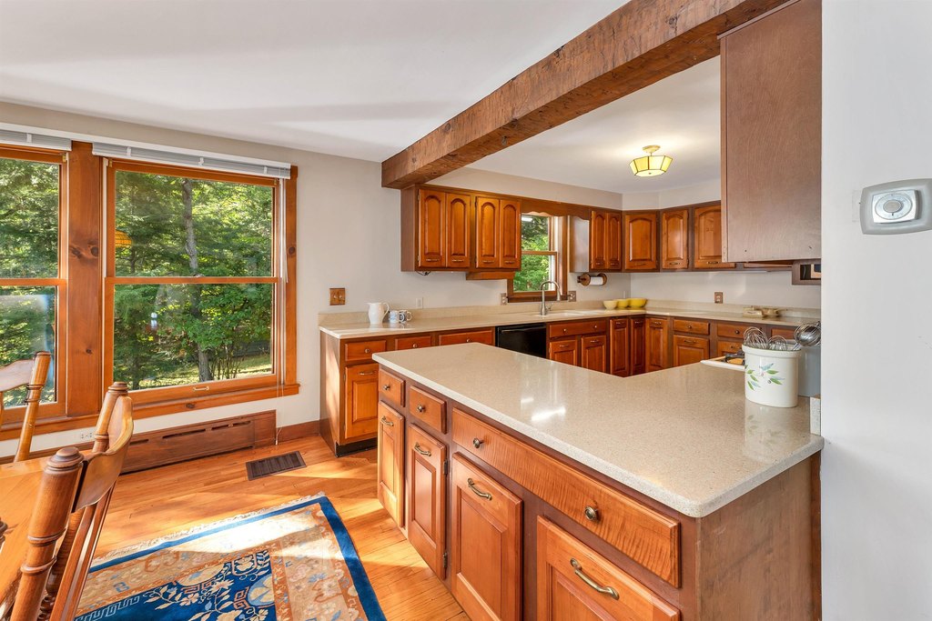 Holderness, New Hampshire, 03245, United States, 4 Bedrooms Bedrooms, ,3 BathroomsBathrooms,Residential,Forsale,1893911