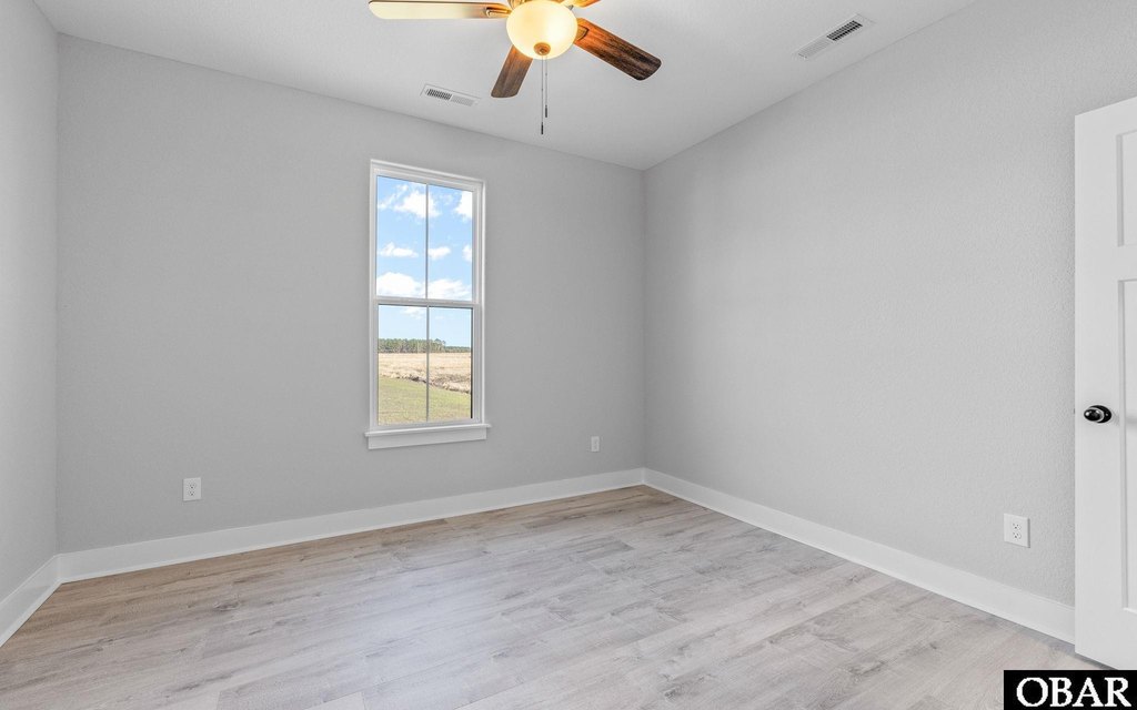 Barco, North Carolina, 27917, United States, 4 Bedrooms Bedrooms, ,3.5 BathroomsBathrooms,Residential,Forsale,1892317
